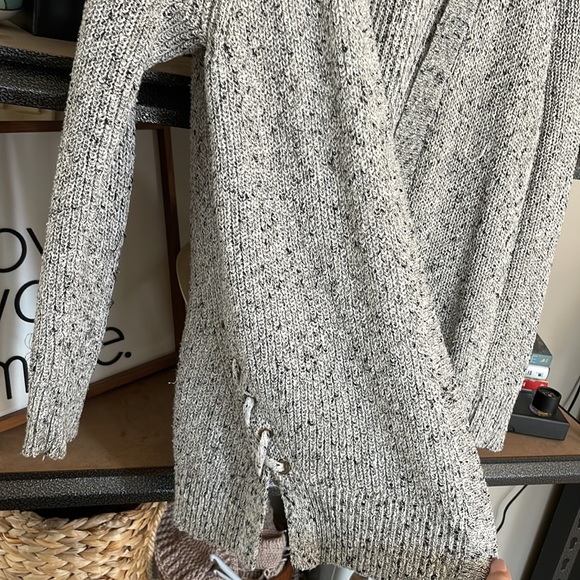 American Eagle LG Cardigan - Picture 4 of 4